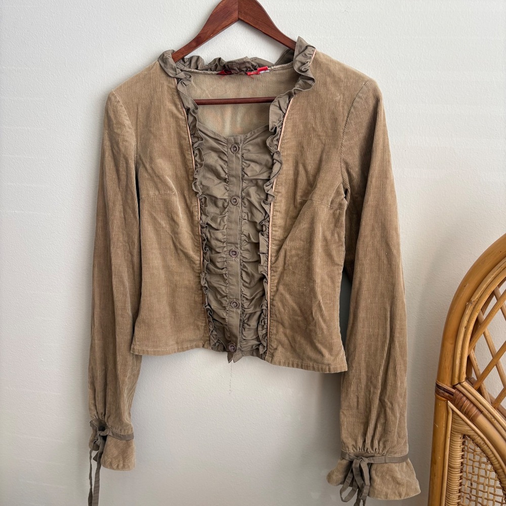 Vintage 90's Boho Cottage Core Style Japanese Ruffle Scoop Neck Button Down Top